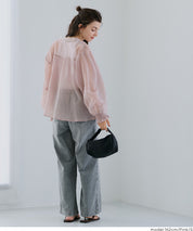 Round neck sheer A-line slim shirt