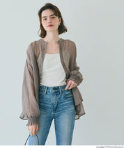 Round neck sheer A-line slim shirt