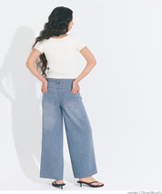Ultra-lightweight retro waisted wide-leg jeans
