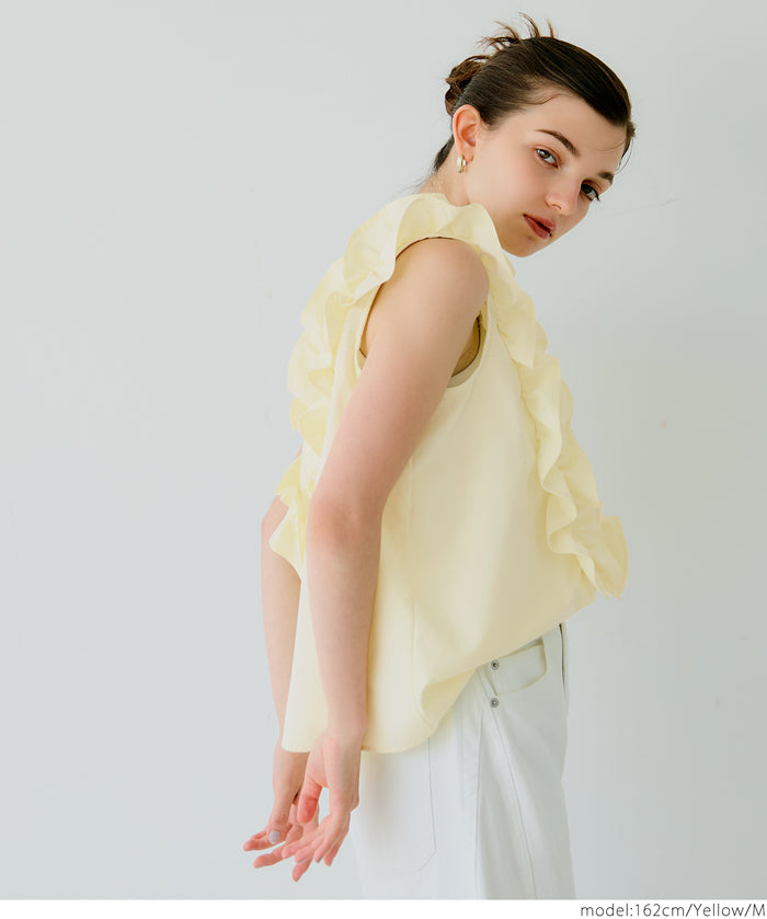 Japanese style ruffled sleeveless shirt for commuting