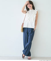 Japanese style ruffled sleeveless shirt for commuting