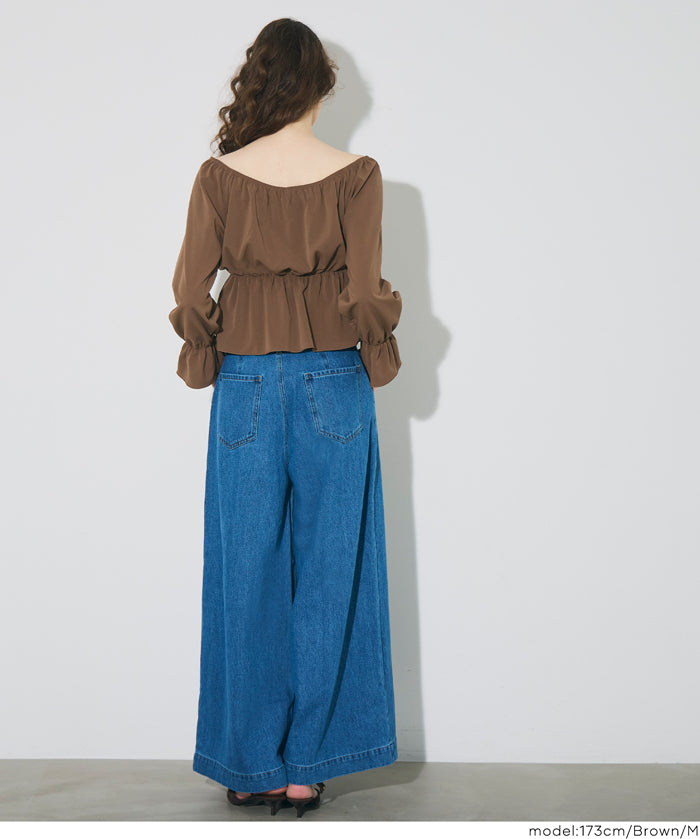 2 way boat neckline waist-cinching long-sleeved top