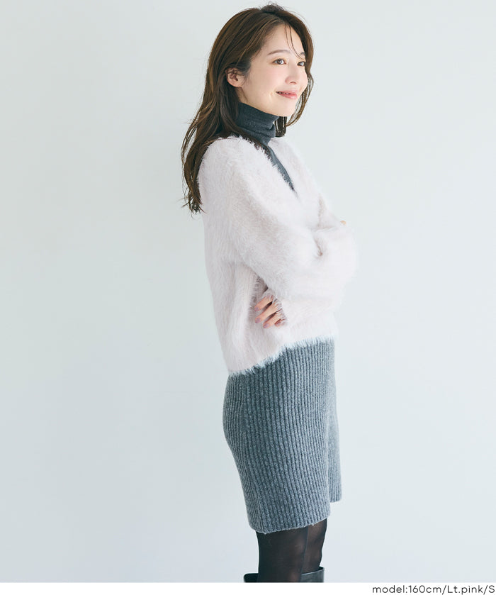 Luxurious furry V-neck cropped knitted cardigan