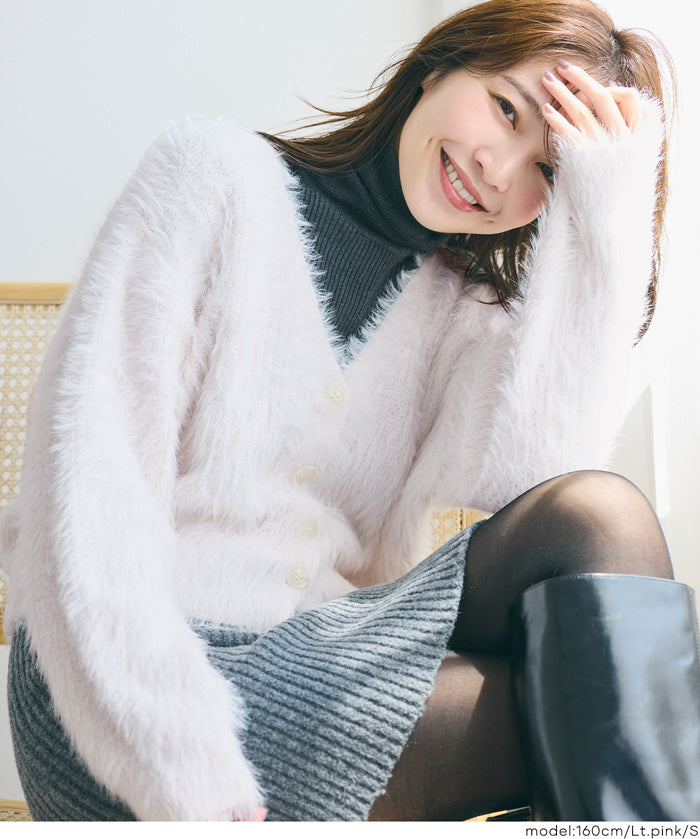 Luxurious furry V-neck cropped knitted cardigan