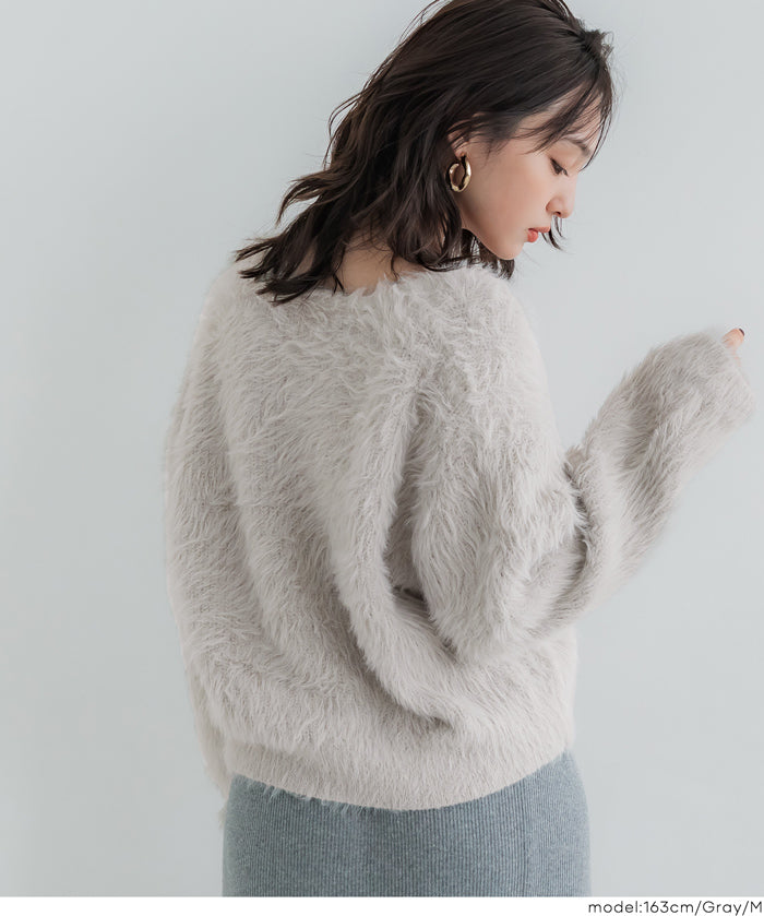 Luxurious furry V-neck cropped knitted cardigan