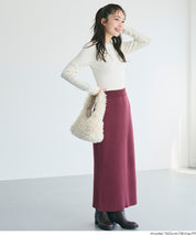 Milan rib back slit pencil skirt