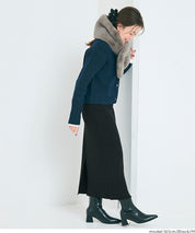 Milan rib back slit pencil skirt