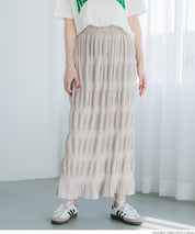I-line pleated skirt