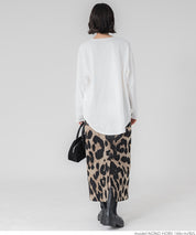 Tail cut assorted print cotton long sleeve T-shirt