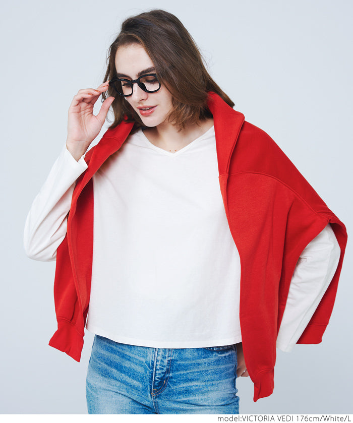 V-neck cropped T-shirt