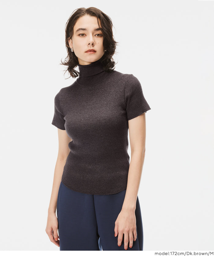 High-neck short-sleeved fitted stretch-knit top