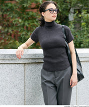 High-neck short-sleeved fitted stretch-knit top