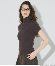 High-neck short-sleeved fitted stretch-knit top