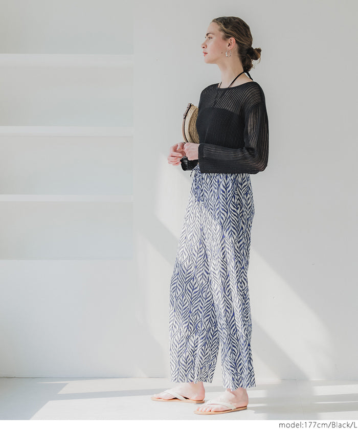 Wear a round neck long-sleeved short-sleeved hole shirt