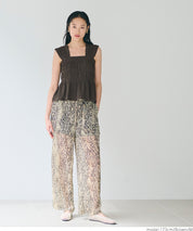 【Matchable】Textured Pleated Sleeveless Top with Ruffle Details