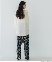 Loose Fit V-Neck Flying Squirrel Sleeve Sheer Knit Top