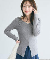 Slit V-neck long-sleeved knitted top