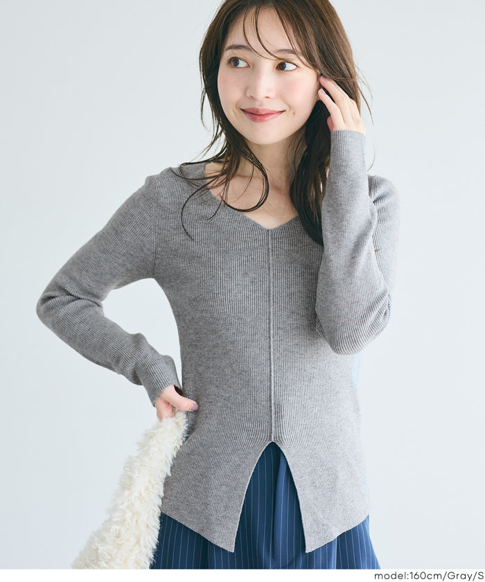 Slit V-neck long-sleeved knitted top