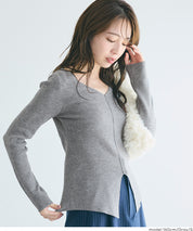 Slit V-neck long-sleeved knitted top