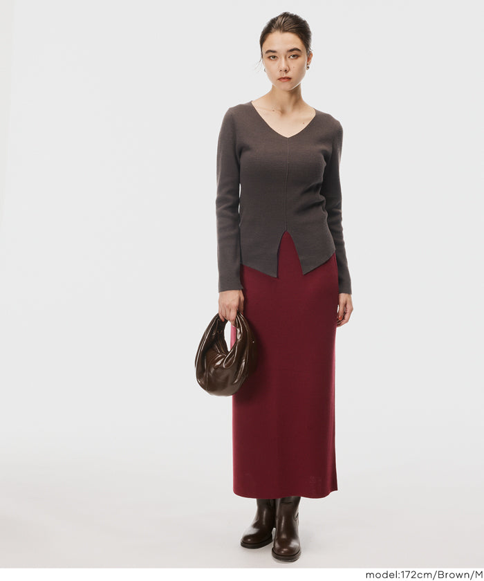 Slit V-neck long-sleeved knitted top