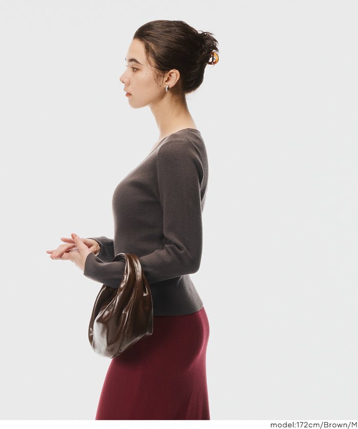 Slit V-neck long-sleeved knitted top