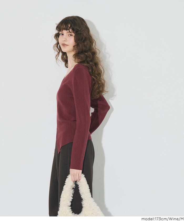 Slit V-neck long-sleeved knitted top