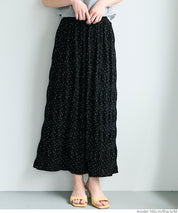 Irregular pleated design dotted straight skirt