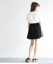 Children's pleated skirt with tie waist design