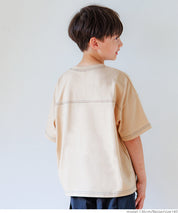 Kids' short-sleeved top with logo on the side