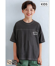 Kids' short-sleeved top with logo on the side