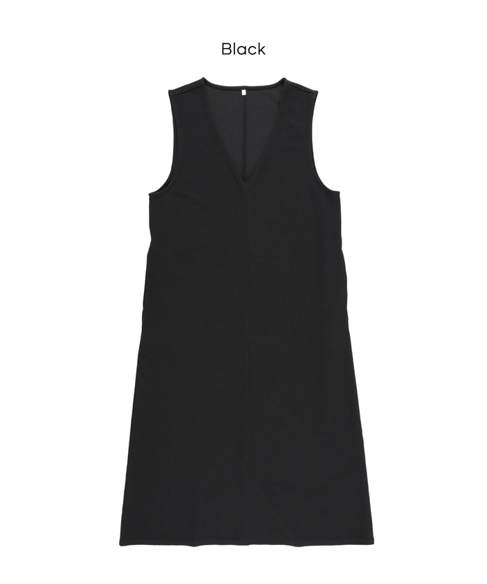 Embossed V-neck jumper skirt