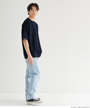 【Embossed function】Men's fake two-piece layered round neck top
