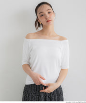 "Featured" One-shoulder ribbed solid color short-sleeved T-shirt