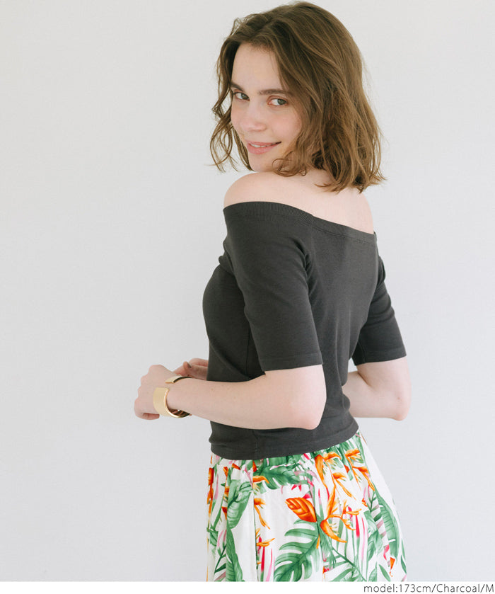 "Featured" One-shoulder ribbed solid color short-sleeved T-shirt