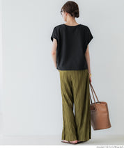 Silky-touch French-sleeved slim-fit short-sleeved top