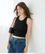 OUT BRA short hooded ribbed vest