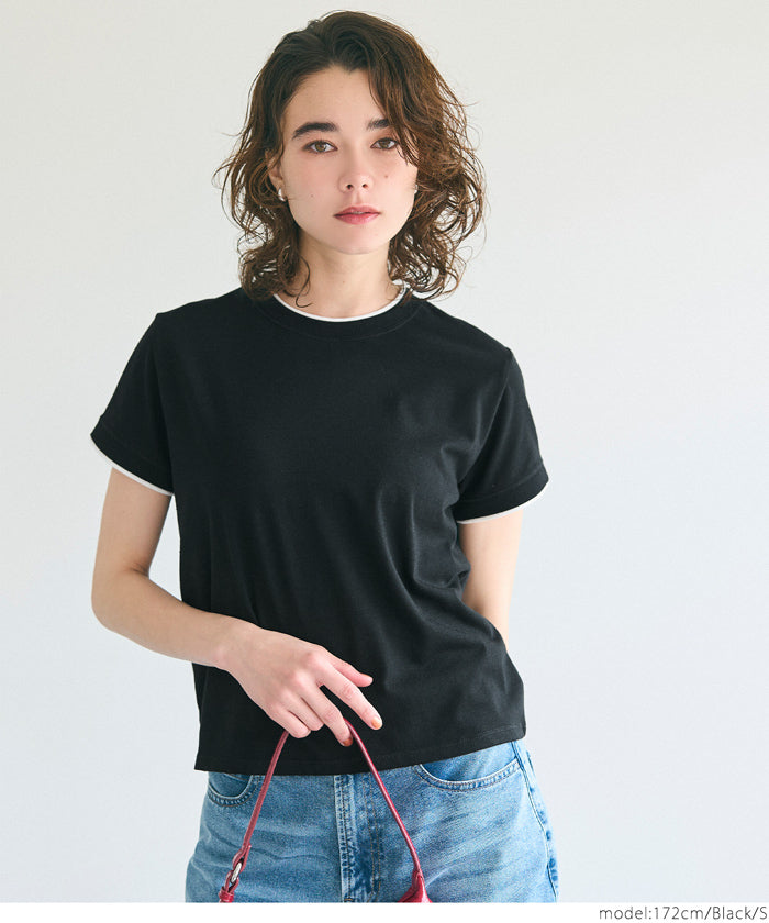 Layered cropped fitted crew neck T-shirt