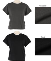 Layered cropped fitted crew neck T-shirt