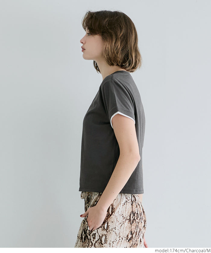 Layered cropped fitted crew neck T-shirt