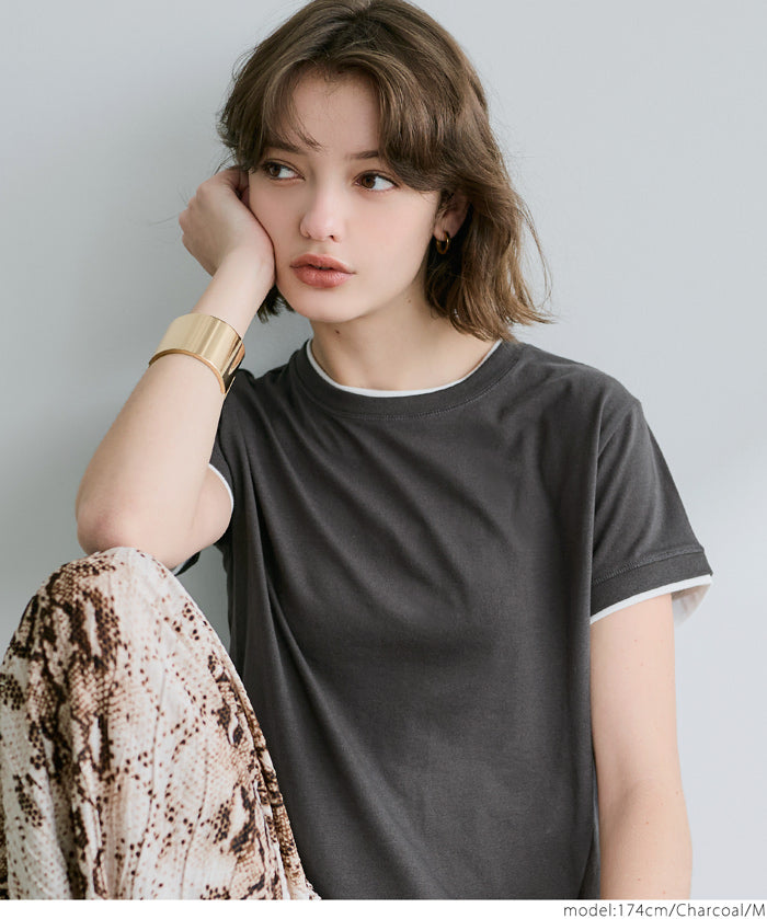 Layered cropped fitted crew neck T-shirt