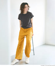 Layered cropped fitted crew neck T-shirt