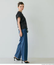 Silky-touch bubble-show top