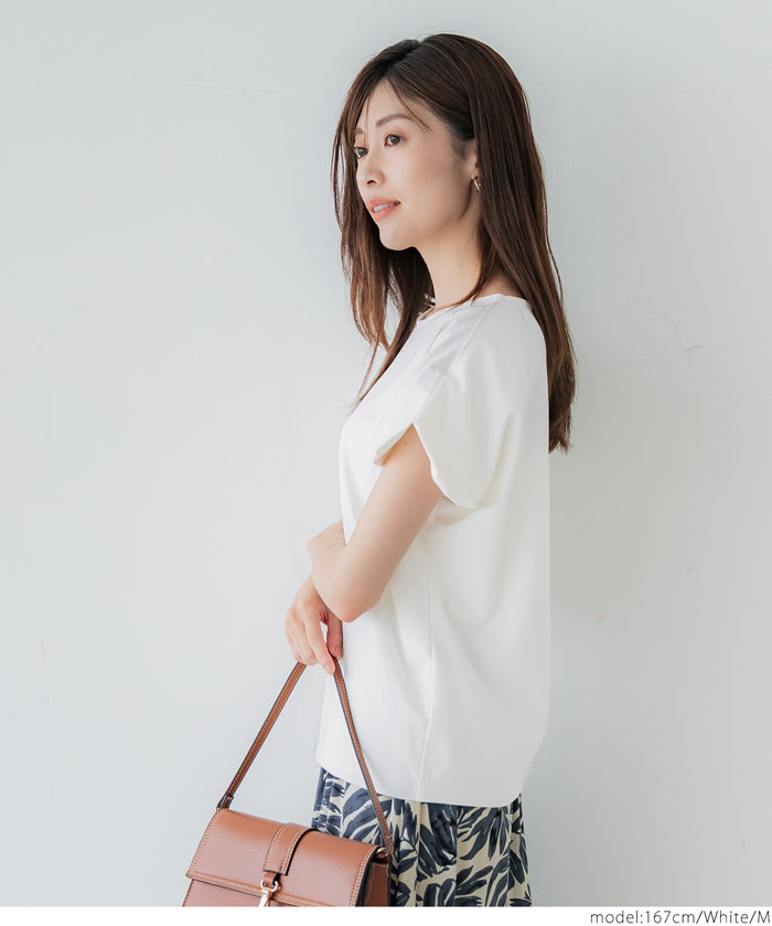 Silky-touch bubble-show top