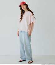 Solid cotton top with back pleats