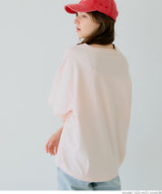 Solid cotton top with back pleats