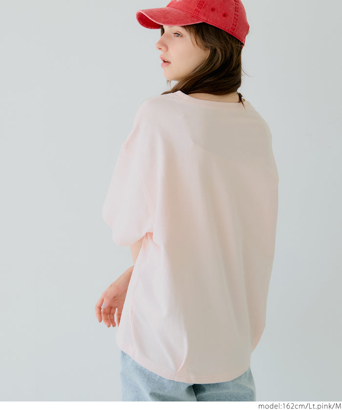Solid cotton top with back pleats