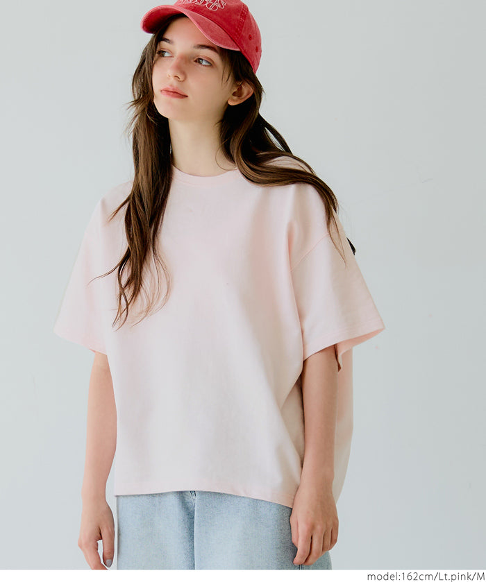 Solid cotton top with back pleats