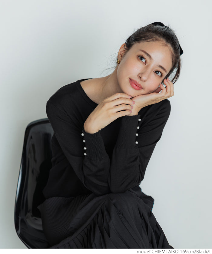 Pearl cuff crew neck knit top