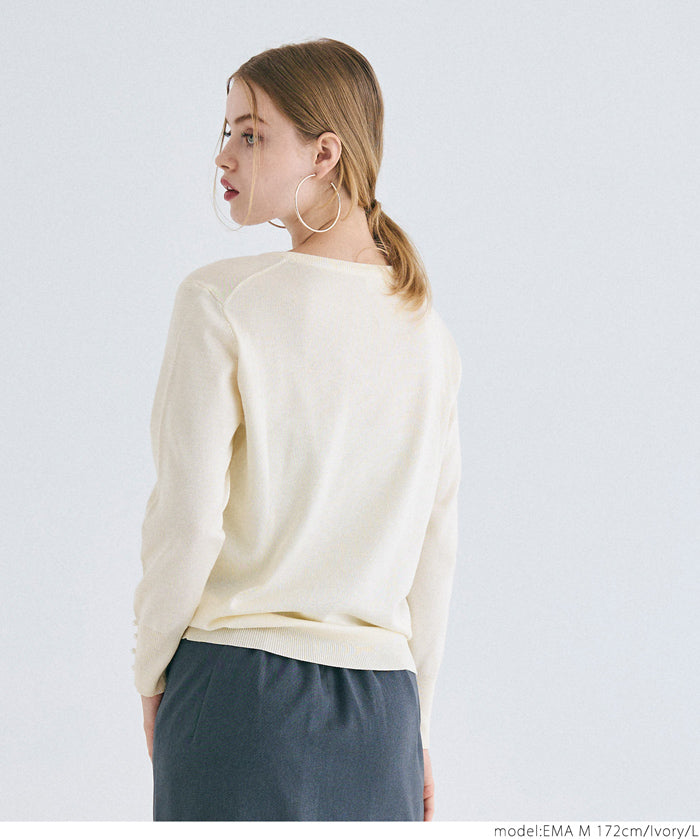 Pearl cuff V-neck knit