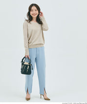 Pearl cuff V-neck knit